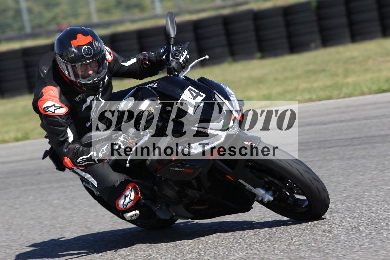 Archiv-2025/48 25.08.2025 Cornu Master School ADR/blau-bleu/14